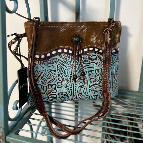 NEW Embossed green leather cowhide Floral Myra Bag ClutchCrossbody Small purse - Picture 3 of 12